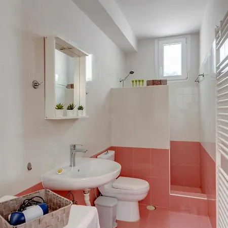 Fabbrica * Vari (Syros)